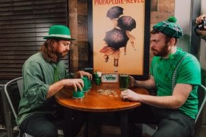 Lire la suite à propos de l’article Cornemuse irlandaise traditionnelle : l’âme de la musique celtique